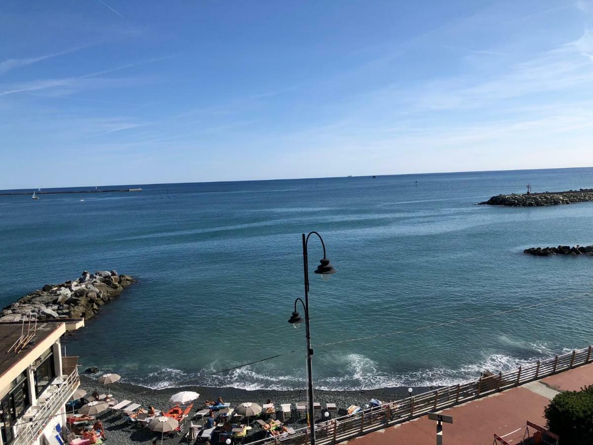 La Casetta Di Dory Sul Mare Genoa Bagian luar foto