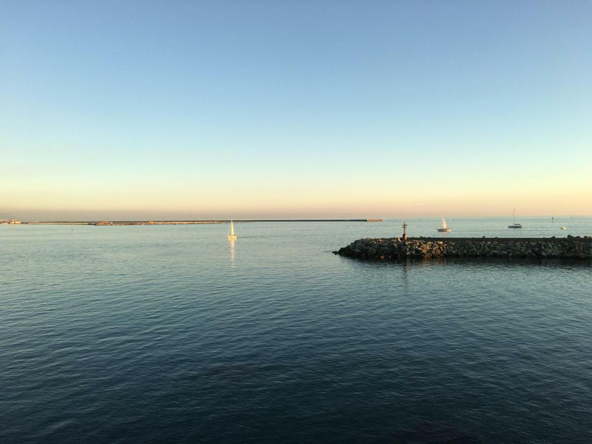La Casetta Di Dory Sul Mare Genoa Bagian luar foto