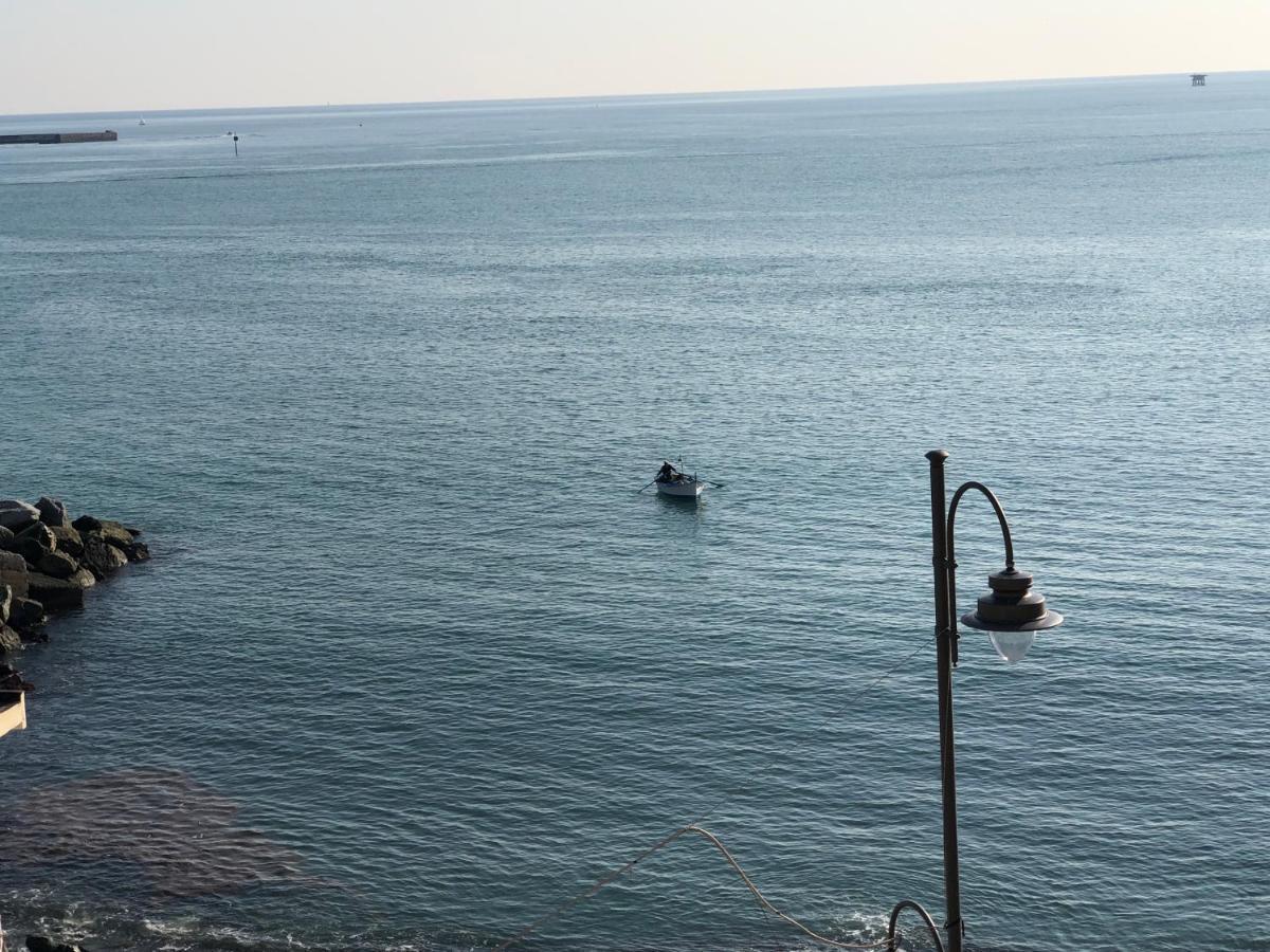 La Casetta Di Dory Sul Mare Genoa Bagian luar foto